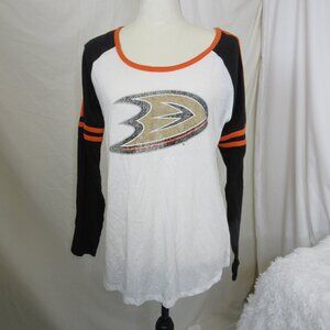 Ducks Hockey NHL Team Raglan T Shirt Women's Baseball Tee White Size Medium